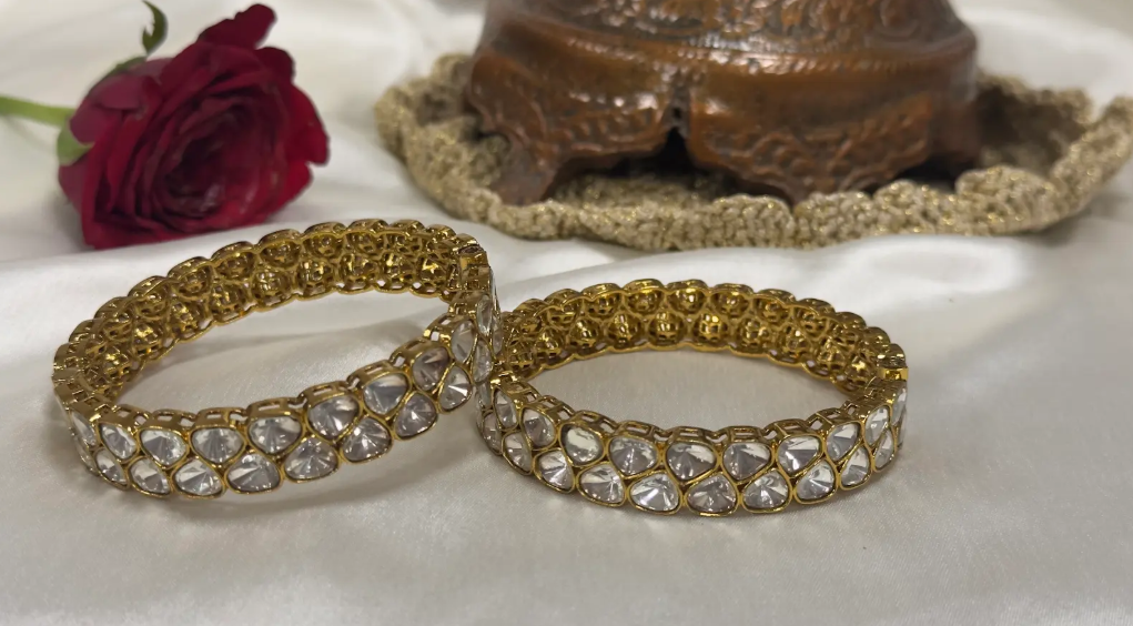Spiro Bangles